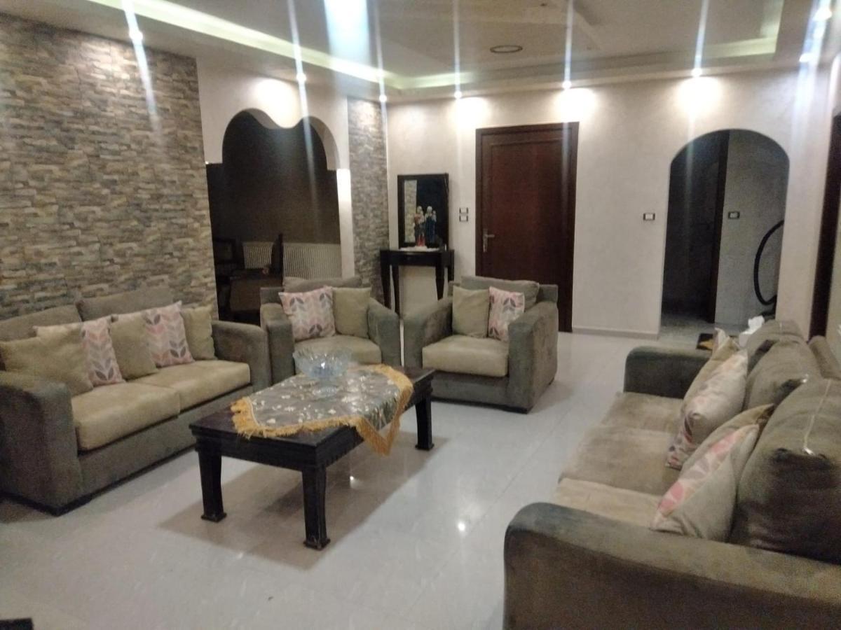 City Center Furnished Apartment 马达巴 外观 照片